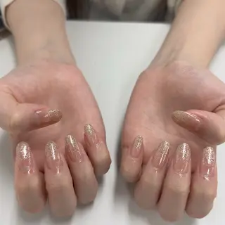 ネイル プラスネイル北千住東口店所属・しもむら ひなこのネイルデザイン