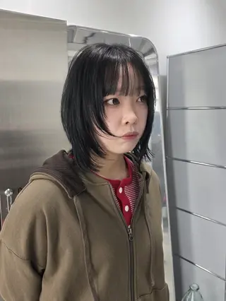 ミディアム ill 天神大名所属・YOKUTO 透明感カラーボブ特化のヘアスタイル