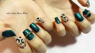 ミディアム ネイル ネイルスタジオ シェイクユアハンズのネイルデザイン