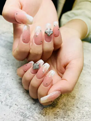 ネイル ネイルサロンmuumii所属・東十条muumii ネイルまつ毛のネイルデザイン