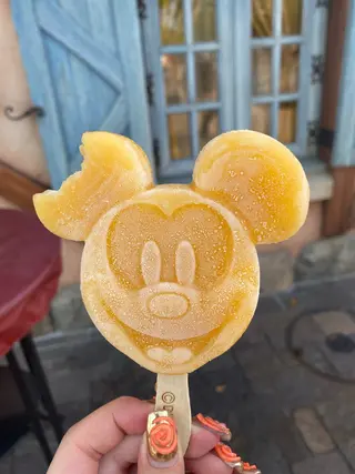 ZAZA YUKAのヘアスタイル