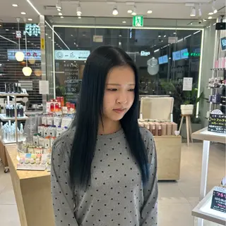 ロング カラー Ayaka🖤 ブリーチなしカラーのヘアスタイル