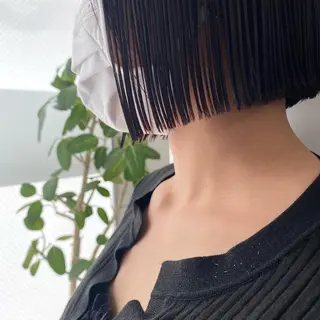 ショート カラー センターパート/ 暖色カラーayuのヘアスタイル