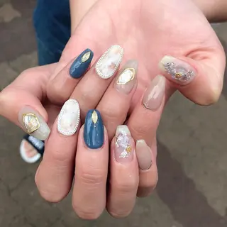 ロング カラー ヘアアレンジ キッズ ネイル マツエク・マツパ 福田 加奈のネイルデザイン