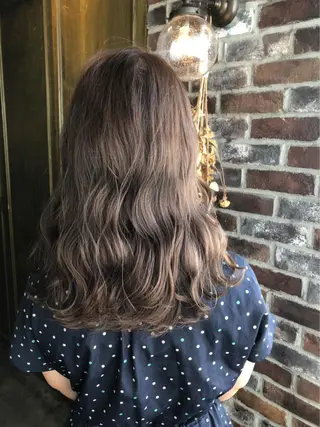 ミディアム カラー 🌿ガクト 🌿艶髪透明感のヘアスタイル