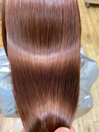 カラー 新宿/レイヤー 顔周りカット溝手優太のヘアスタイル