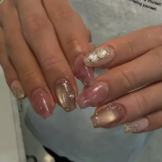 ネイル Salondevi2 isanaのネイルデザイン