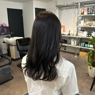 ロング カラー ﾚｲﾔｰ/ﾊｲﾄｰﾝ WAKANAのヘアスタイル