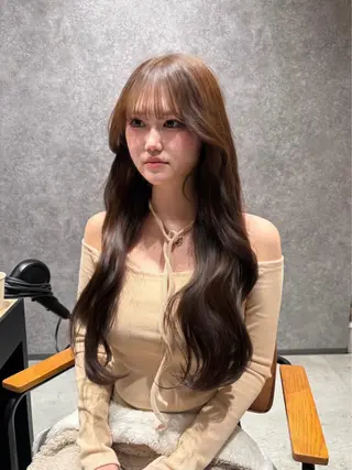 ロング カラー 広瀬 帆々乃のヘアスタイル