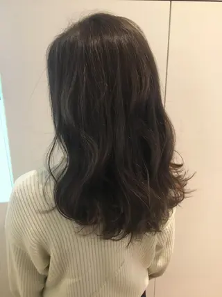 ミディアム カラー due hair 京都駅前店 MILBON オージュア認定サロン【デューヘアー】所属・ハイトーンブリーチ 土坂 由志【京都】のヘアスタイル