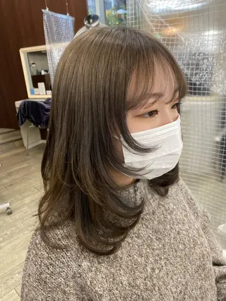 セミロング カラー 市川 博紀 店長のヘアスタイル