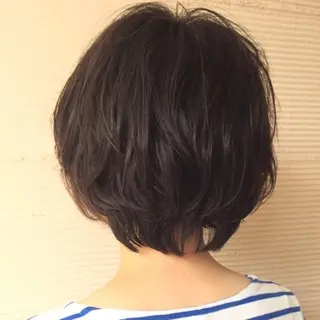 ショート 中林 由佳のヘアスタイル