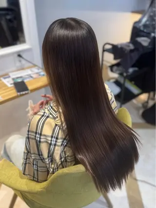 ロング カラー せいと/ウルフ/ ハイトーン/艶髪のヘアスタイル