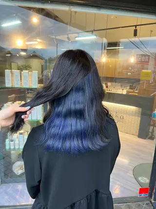 ロング arika ミズキのヘアスタイル