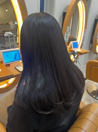 セミロング adorableけやき通り店所属・adorable 小西彩里のヘアスタイル