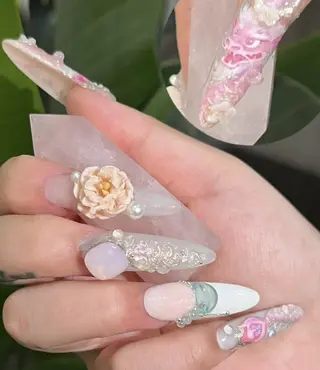 ネイル 🎀まゆ 🪽🐾のネイルデザイン