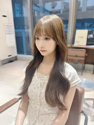 ロング 🎀大竹美侑／顔まわ りカット／レイヤーのヘアスタイル