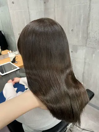 セミロング カラー newi赤羽 HINATAのヘアスタイル