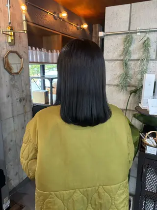 ミディアム カラー 蛭川 愛奈のヘアスタイル