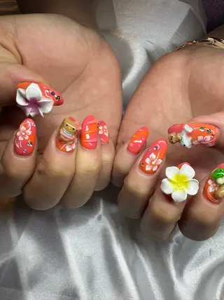 ネイル 濱岡 咲のネイルデザイン