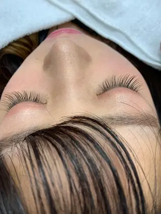 マツエク・マツパ アイラッシュリゾートカハラ所属・齋藤 希のマツエク・マツパデザイン