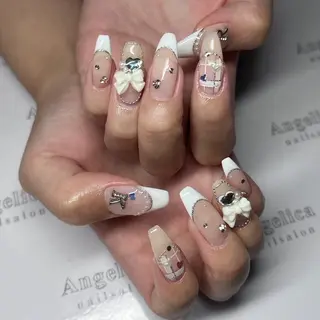 ミディアム Angelica ネイリストのネイルデザイン