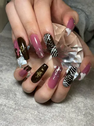 ネイル 蓑原 佳央里のネイルデザイン