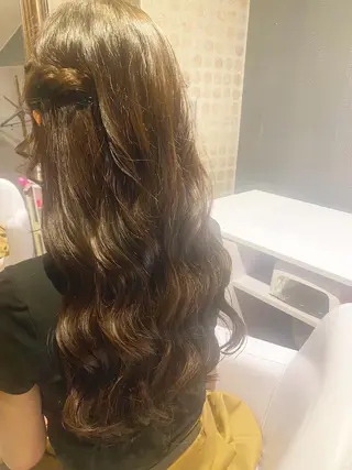 ロング ヘアアレンジ 清川 椿咲のネイルデザイン