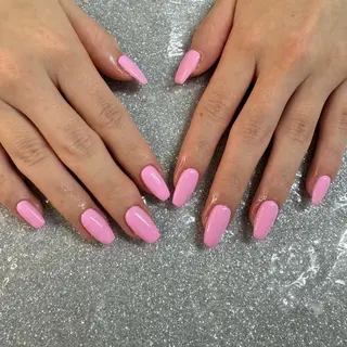 ネイル VIERU 🌈🎀💖のネイルデザイン