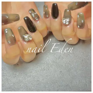 ネイル Eden　private nail saron所属・Eden ♾️のネイルデザイン