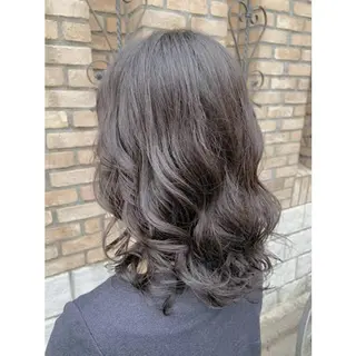 ミディアム パーマ 田中 ちゆきのヘアスタイル