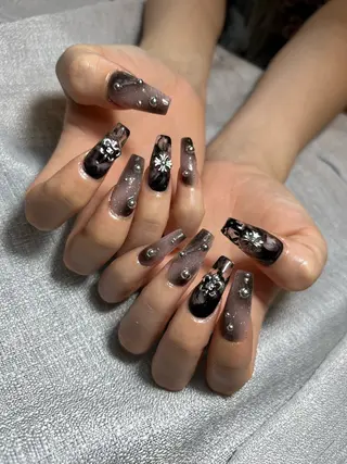 ネイル Nes.nail所属・🌼Nomura Yuko🌷のネイルデザイン