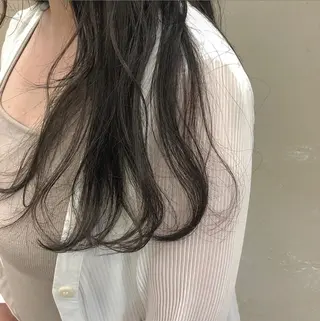 ロング カラー ﾋｻﾏﾂ ｶﾅｴのヘアスタイル