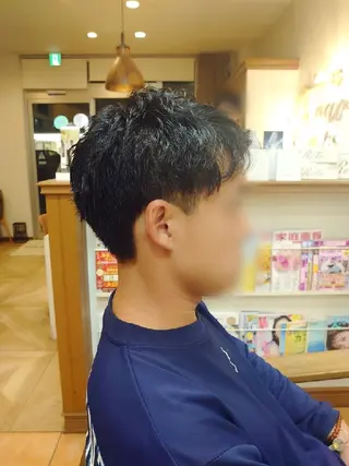 ショート メンズ 丁寧なカットが評判！ 生駒富雄☆丸上のヘアスタイル