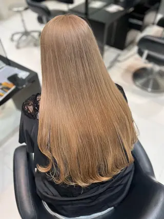 ロング miku/ 和歌山/艶髪カラーのヘアスタイル