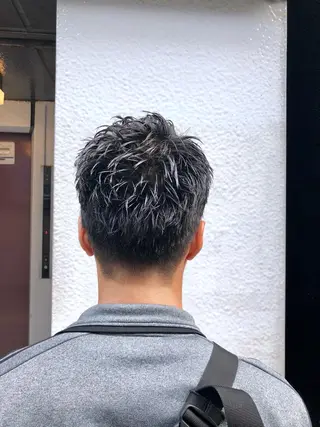 メンズ 100%髪質改善特化 TRUNSのヘアスタイル