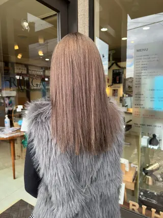 ロング カラー hair&makeRIHGA所属・鈴木希優 /ハイトーンカラーのヘアスタイル