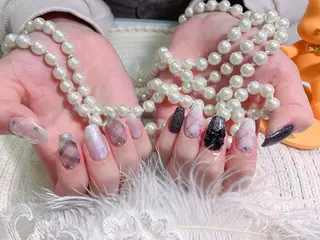 ネイル ネイルサロンAiri 長さ出し·シンプルのネイルデザイン