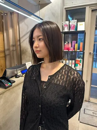 ショート REINA☁️透明感 カラー/ぷつっと♡のヘアスタイル