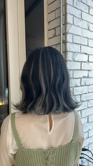 ミディアム 艶ハイトーン👑♡ NATSUKIのヘアスタイル