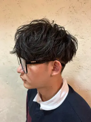 メンズ バグスドゥア所属・中尾 陸のヘアスタイル