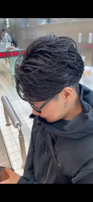パーマ メンズ 小尾 優然のヘアスタイル