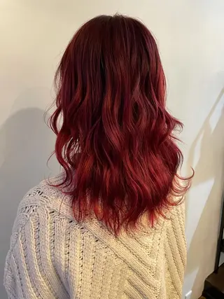 セミロング カラー 安藤 佑衣のヘアスタイル