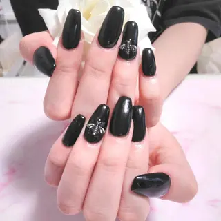 ネイル エステとネイル ローズコンフォートのネイルデザイン