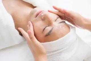 Wita   aesthetic×eyelash所属・上坂 祐以のエステ・リラクイメージ