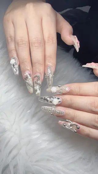ネイル Lee Nailsのネイルデザイン