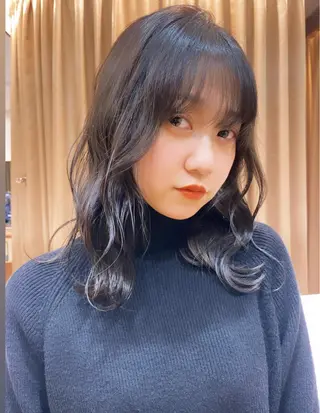 セミロング 顔周り🇰🇷韓国 レイヤー/モエのヘアスタイル