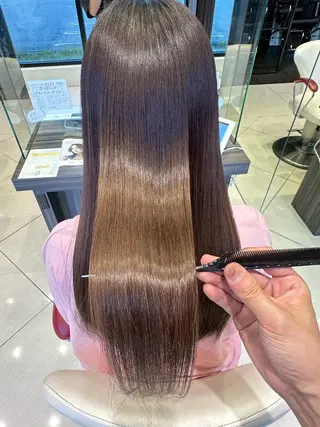 ロング 大川 有香のヘアスタイル