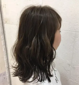 セミロング カラー 斉藤 貴也のヘアスタイル