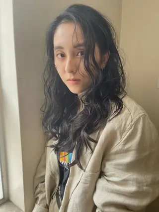 ロング パーマ 安部佑哉/ハイトーン /レイヤー/グランジのヘアスタイル